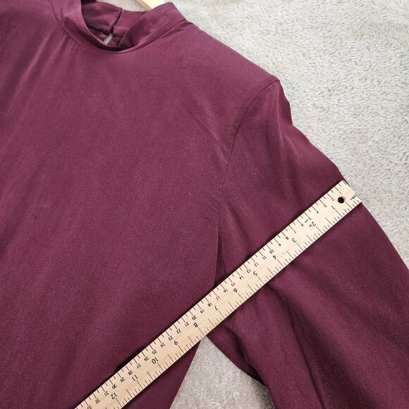 NWT Aritzia Babaton CAHUN Rich Maroon Silk Viscose Shirt w/ Shoulder Pads Size L - Picture 15 of 16